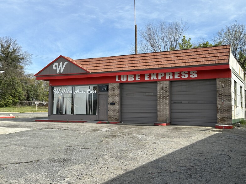 174 W Main St, Rock Hill, SC for rent - Building Photo - Image 1 of 5