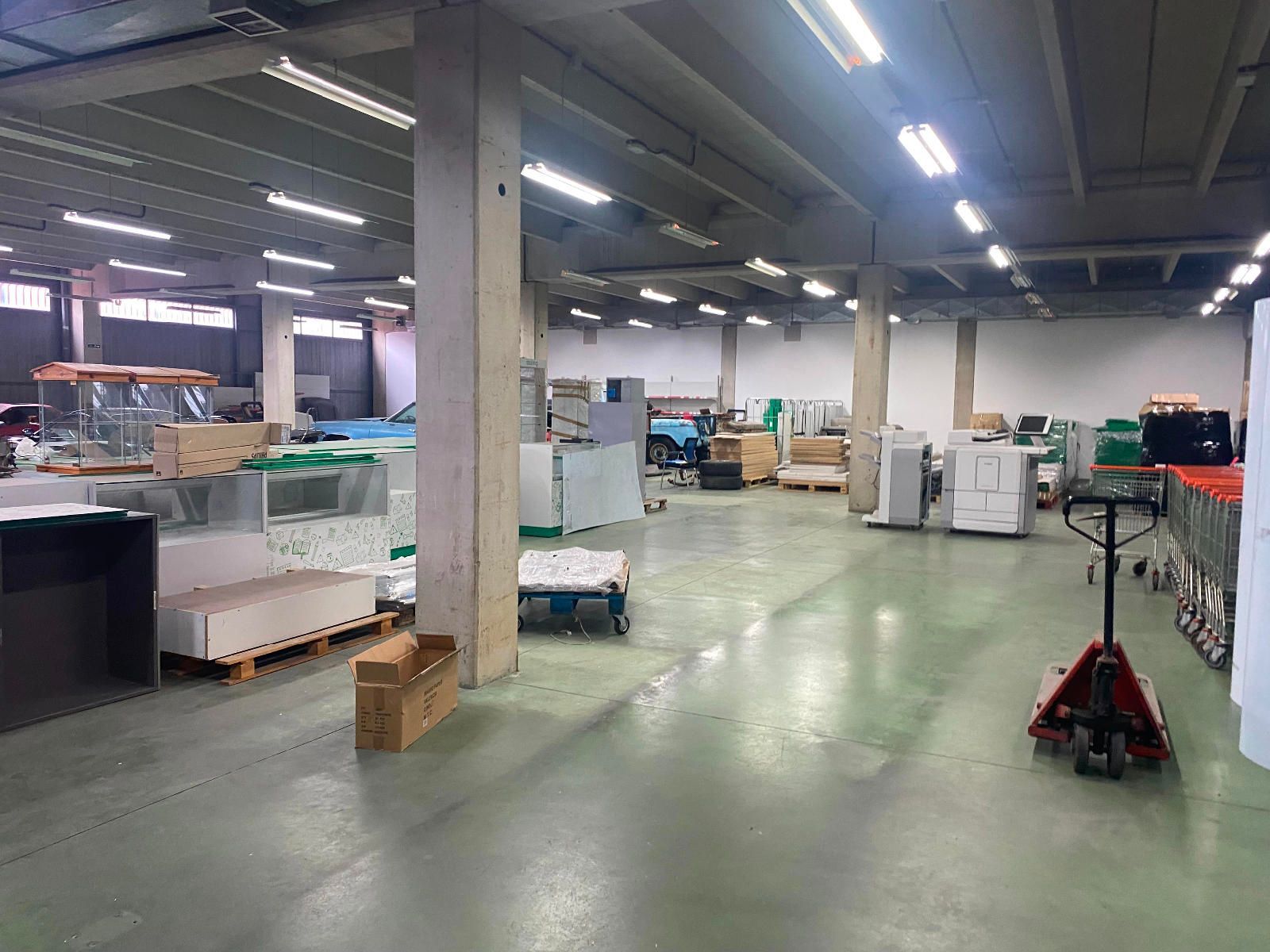 Industrial in Leganés, Madrid to rent Primary Photo- Image 1 of 10