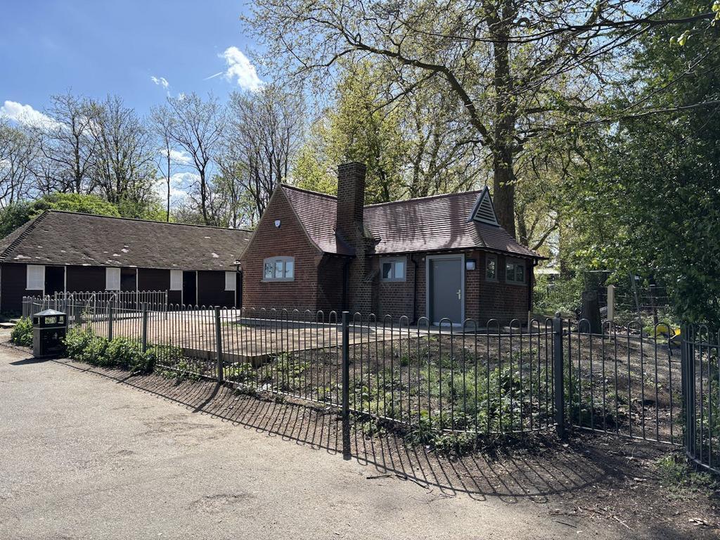 1 The Avenue, London to rent Building Photo- Image 1 of 19