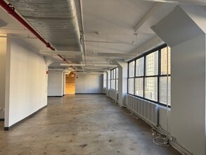 216 E 45th St, New York, NY to rent Interior Photo- Image 2 of 6