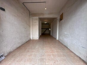 Retail in Valls, Tarragona to rent Interior Photo- Image 2 of 6