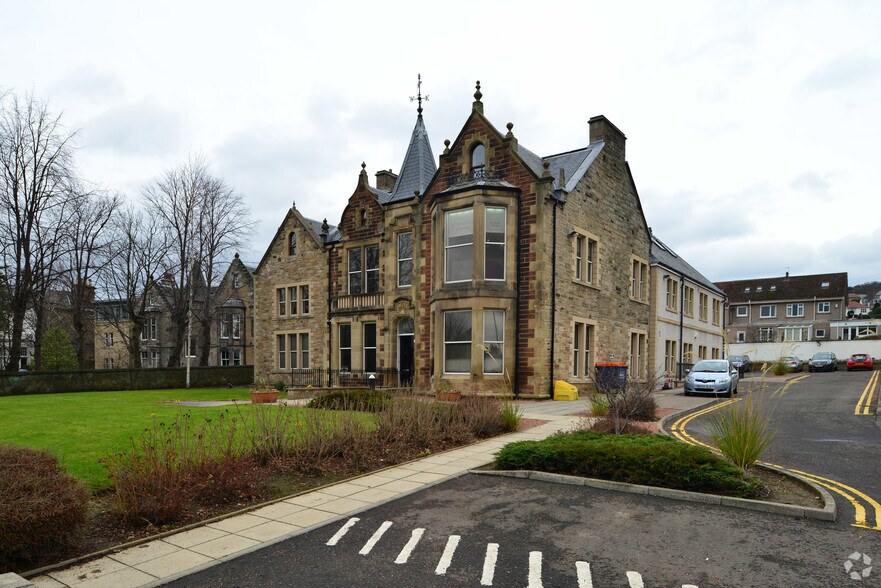 24 St Johns Rd, Edinburgh EH12 6NZ UK