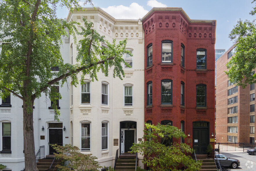 Dupont Circle Victorian Rowhouse Offices portfolio of 2 properties for sale on LoopNet.co.uk - Building Photo - Image 2 of 53