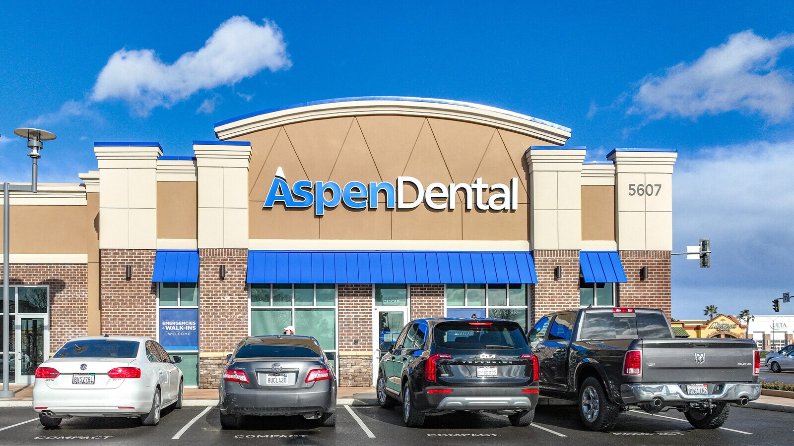 Aspen Dental, Stockton 95207 BRAND NEW Signalized Hard Corner PAD