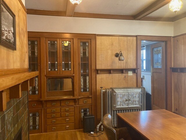 1010 Esther St, Vancouver, WA to rent - Building Photo - Image 3 of 3