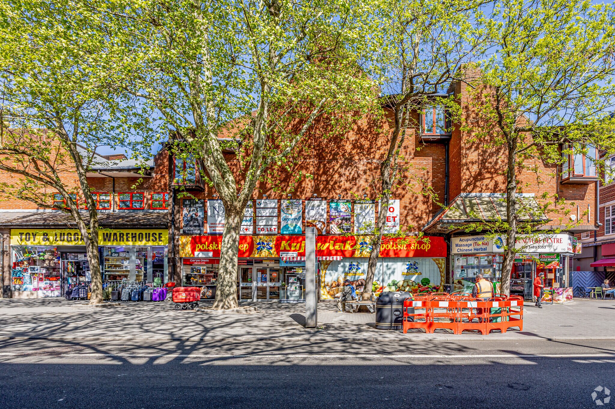 112 High St, Hounslow for sale Primary Photo- Image 1 of 1