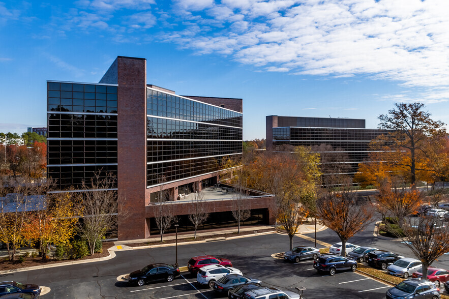 1900 Campus Commons Dr, Reston, VA for rent - Building Photo - Image 1 of 18