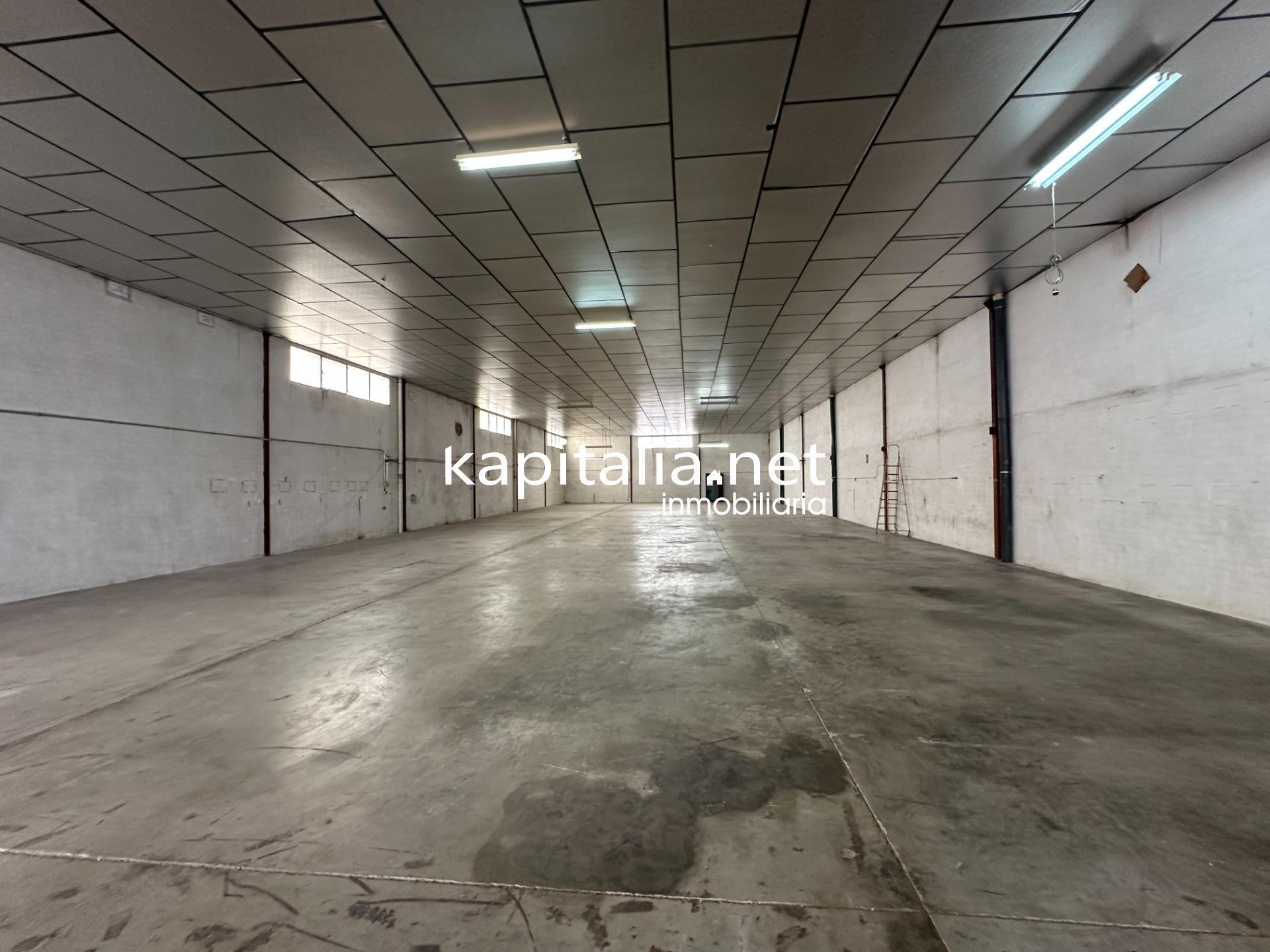 Industrial in Ontinyent, Valencia to rent Building Photo- Image 1 of 12
