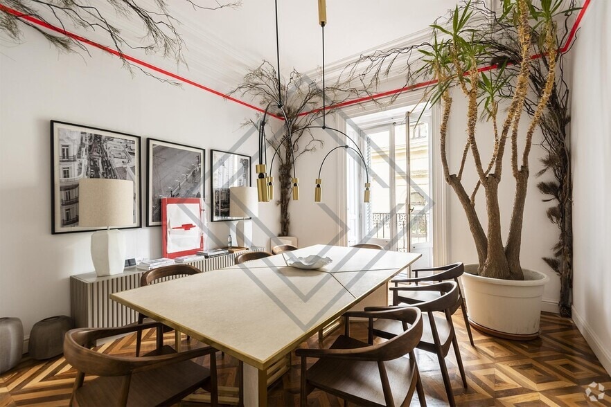 in Madrid, Madrid for sale - Interior Photo - Image 1 of 1