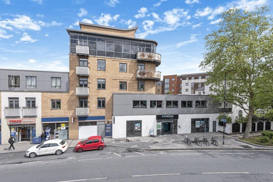191-199 Southampton Way, London for sale - Building Photo - Image 1 of 1