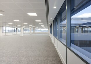 1 Christchurch Way, Woking to rent Interior Photo- Image 2 of 3