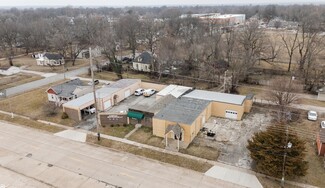 More details for 219 & 303 W Chase st, Springfield, MO - Light Industrial for Sale