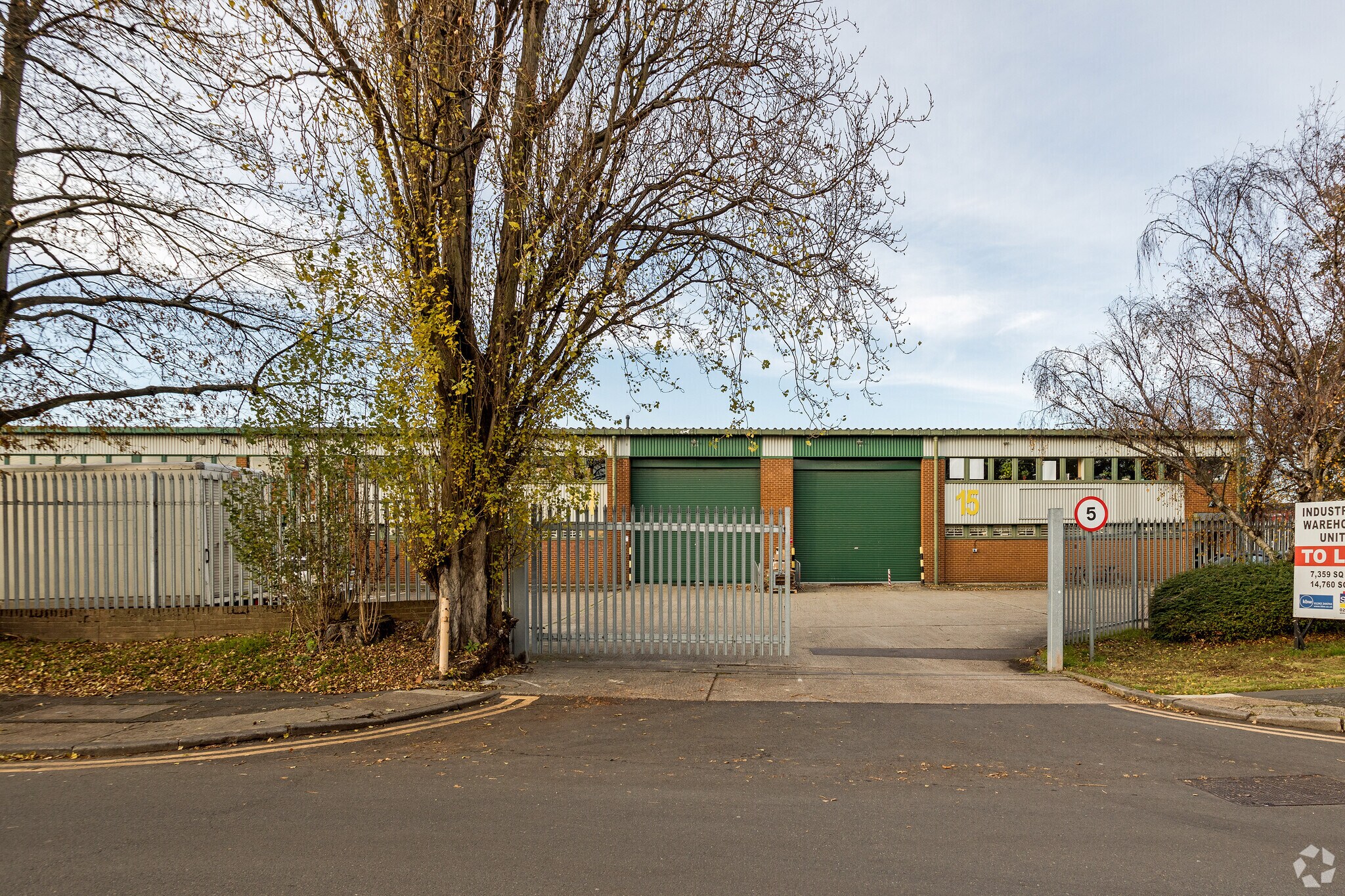 Hillcroft Rd, London for sale Primary Photo- Image 1 of 1