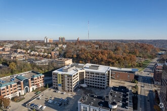 640 Eden Park Dr, Cincinnati, OH - AERIAL  map view