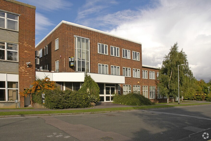 7-9 Hunting Gate, Hitchin for sale - Primary Photo - Image 1 of 1