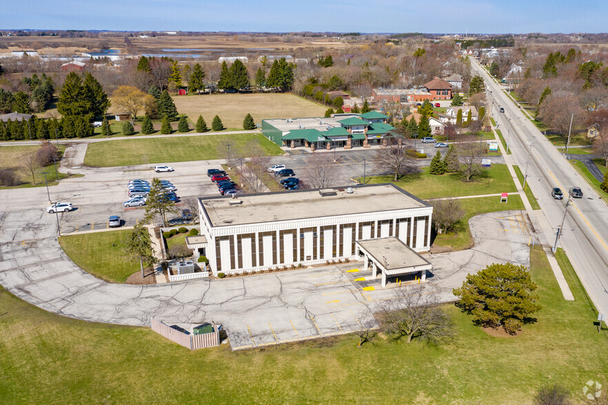 10005 Northwestern Ave, Franksville, WI for sale - Aerial - Image 2 of 5