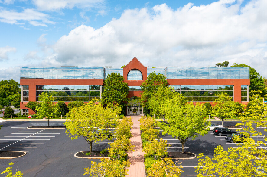 301 E Germantown Pike, East Norriton, PA for rent - Building Photo - Image 1 of 15