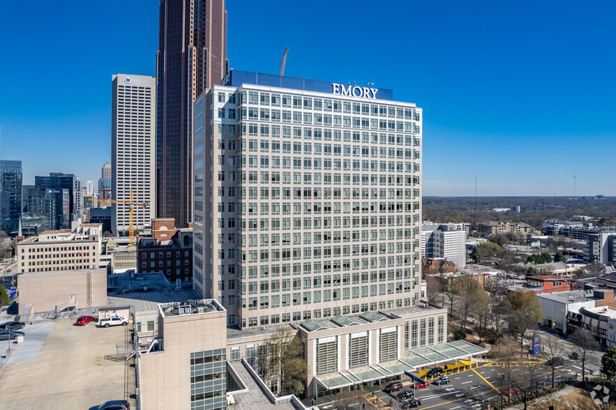 550 Peachtree St NE, Atlanta, GA for rent - Building Photo - Image 3 of 6