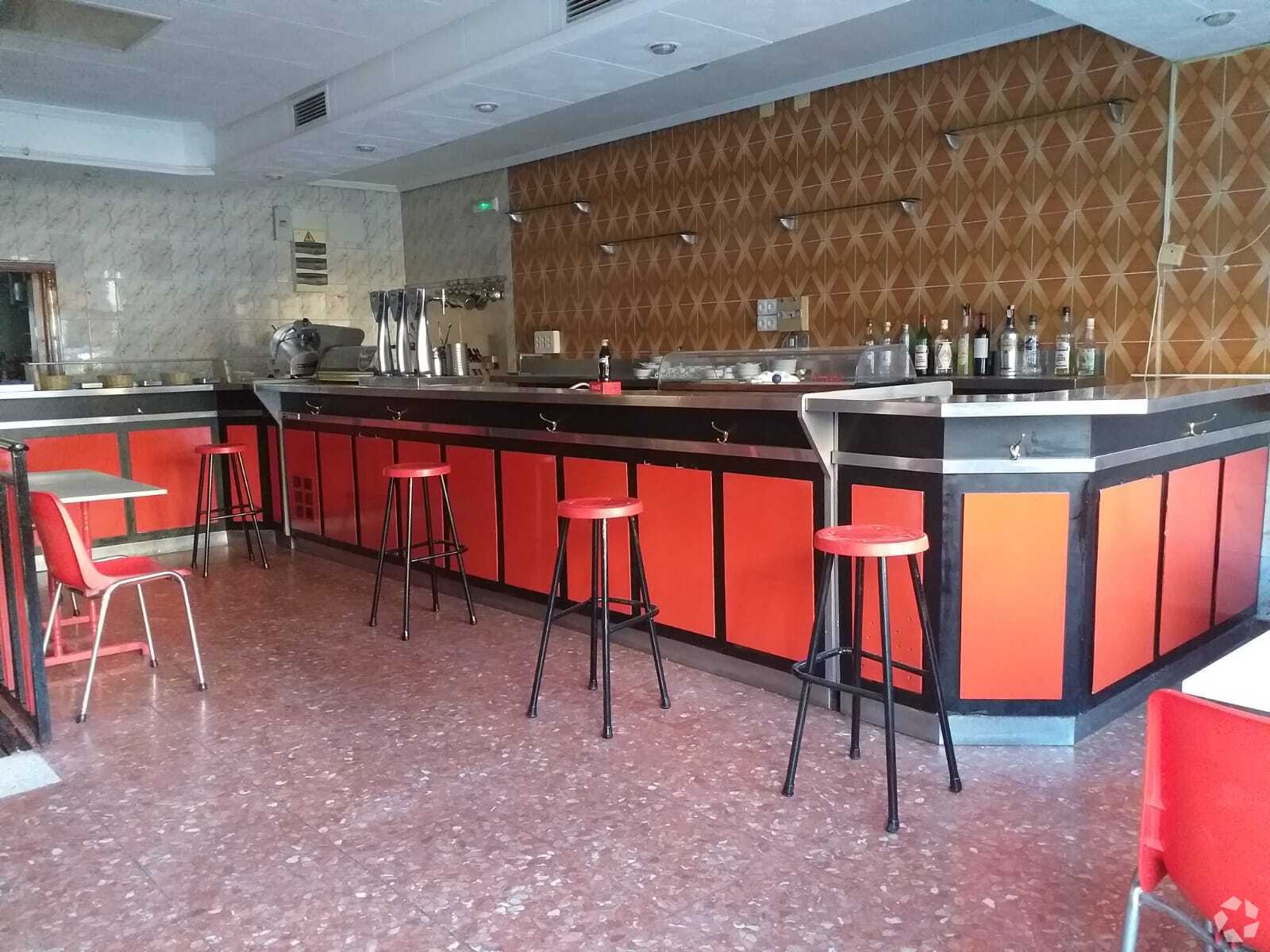 Plaza Coronación, 13, Pozuelo de Alarcón, Madrid for sale Interior Photo- Image 1 of 2