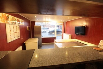 66-67 High Street, Lincoln to rent Interior Photo- Image 2 of 26