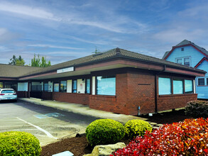 462-472 17th St NE, Salem, OR for rent Building Photo- Image 1 of 9