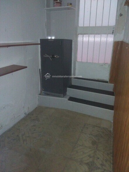 Retail in Cáceres to rent - Building Photo - Image 2 of 4