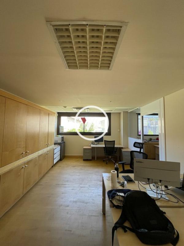 Office in Marseille to rent Interior Photo- Image 1 of 4