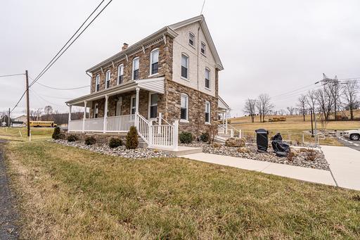 1200 Route 100, Bechtelsville, PA for sale - Primary Photo - Image 1 of 1