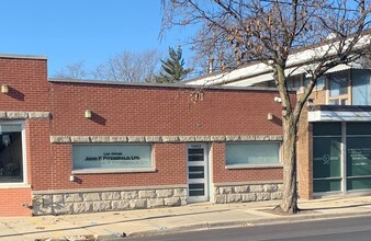 10452 S Kedzie Ave, Chicago, IL for sale Primary Photo- Image 1 of 1