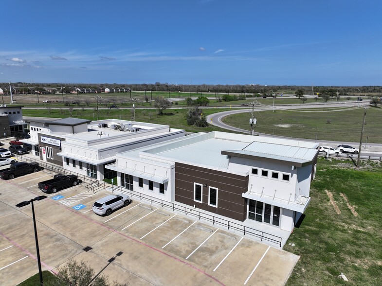 7228 Medical Center Dr, Texas City, TX for sale - Building Photo - Image 2 of 6