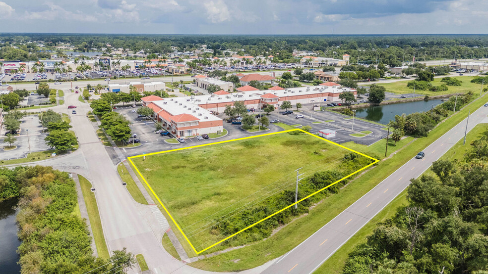 7060 Sumter Crossing Dr, North Port, FL for sale - Aerial - Image 1 of 22