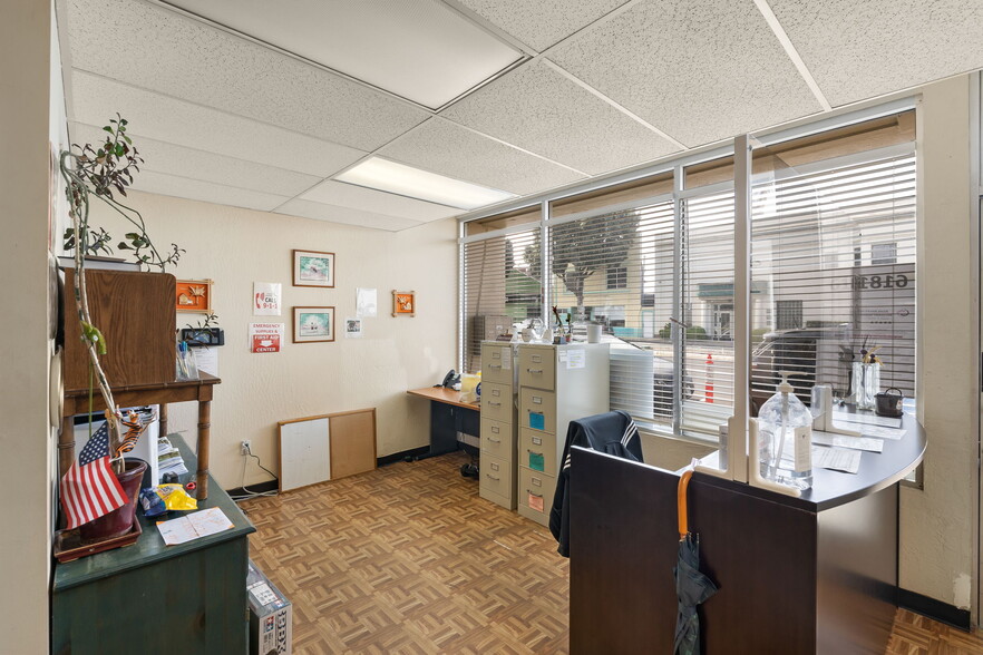 6181-6185 Mission St, Daly City, CA for rent - Building Photo - Image 1 of 20