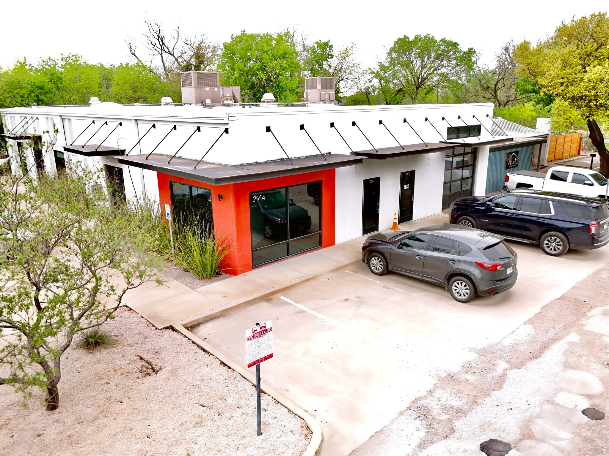 2914 Stanley Ave, Fort Worth, TX to rent Building Photo- Image 1 of 3