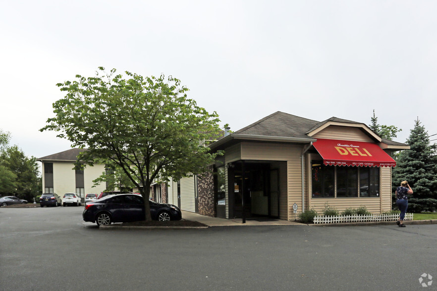 177 Franklin Corner Rd, Lawrenceville, NJ for rent - Primary Photo - Image 1 of 24