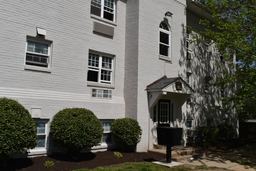 600-604 Notabene Dr, Alexandria, VA for sale - Primary Photo - Image 1 of 1