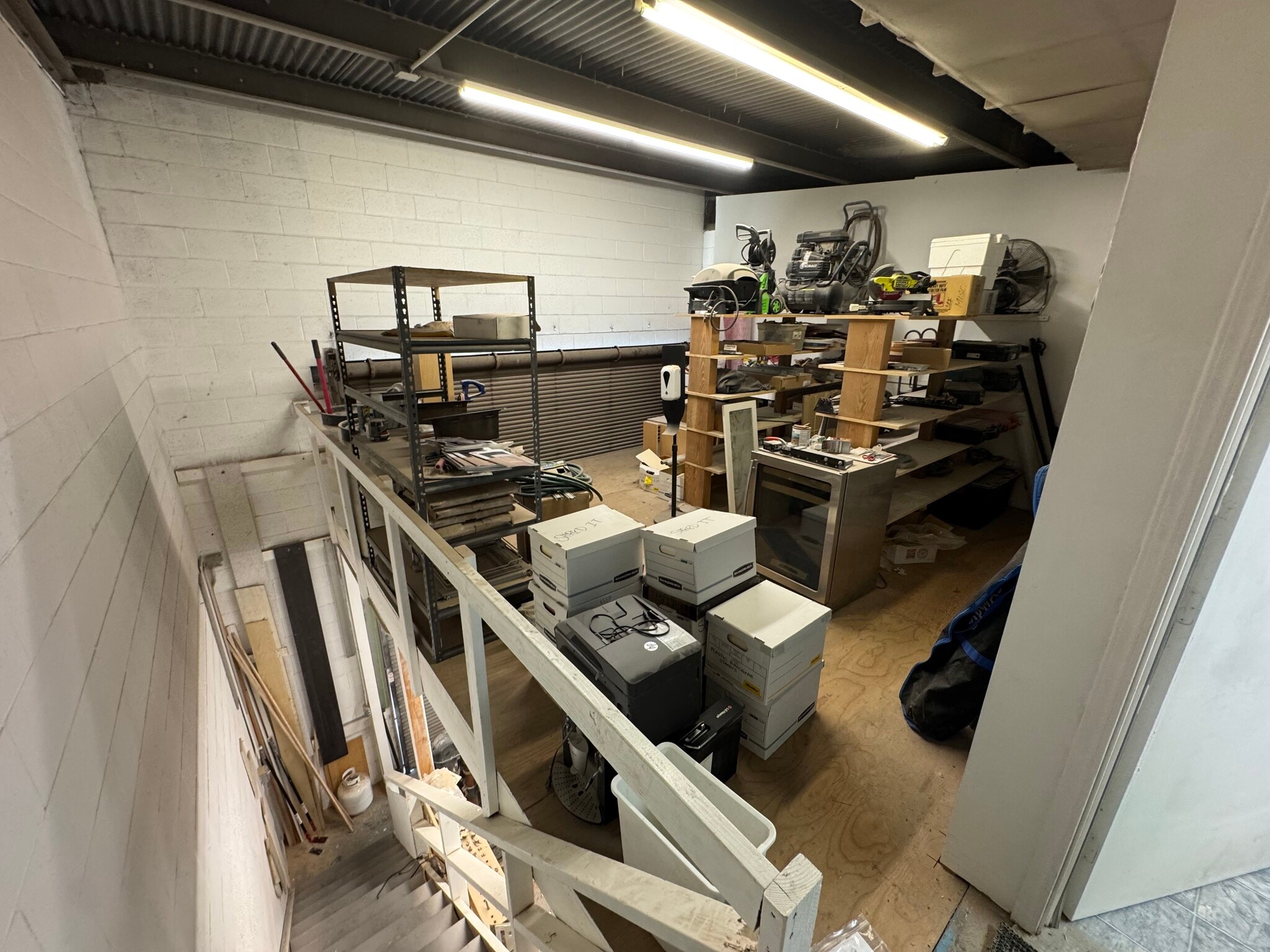 2290 Alahao Pl, Honolulu, HI to rent Building Photo- Image 1 of 4