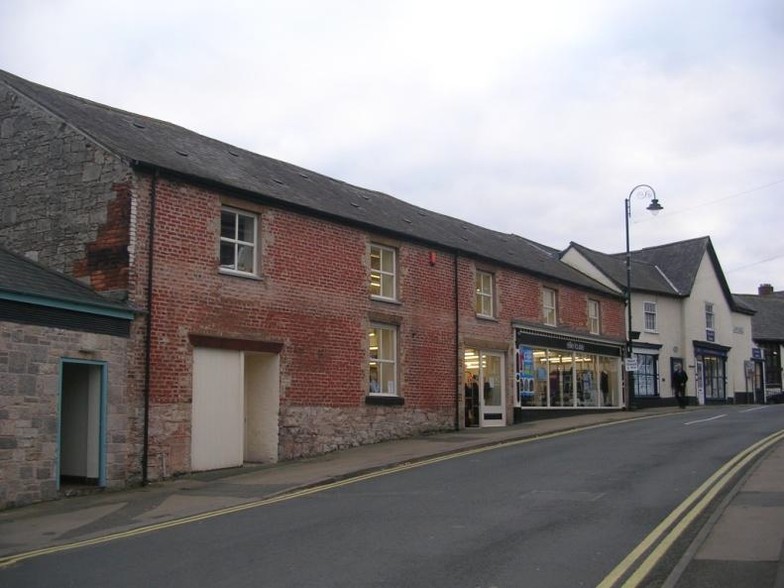 2-3 Market St, Ruthin for rent - Building Photo - Image 2 of 2