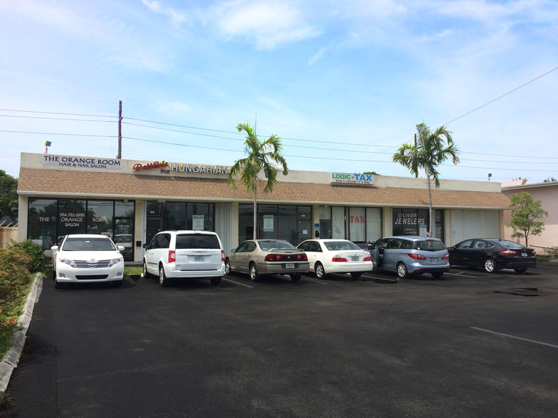 690-700 E Mcnab Rd, Pompano Beach, FL for rent - Building Photo - Image 1 of 20