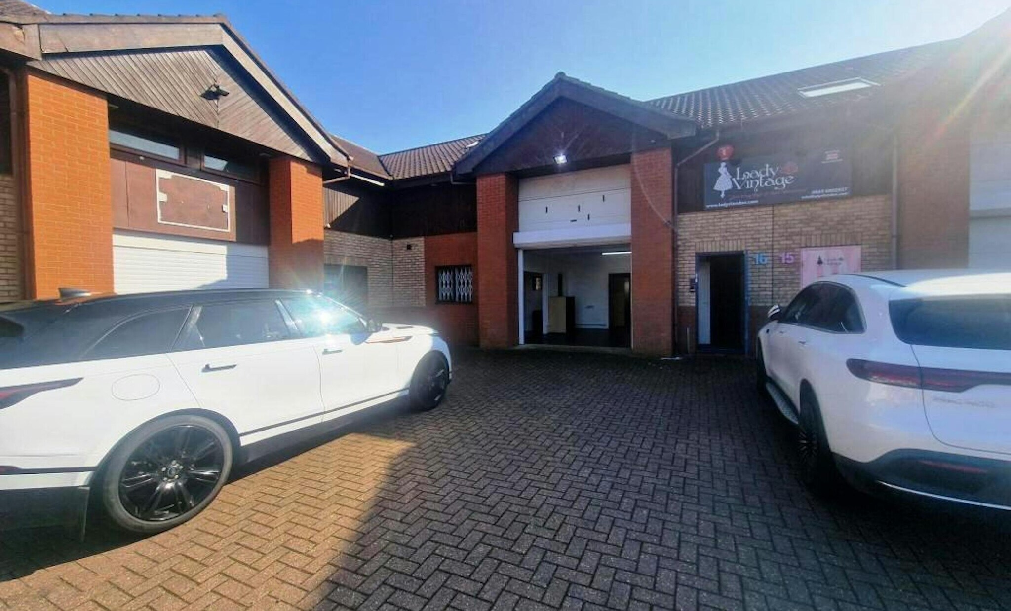 London Rd, Hook to rent Building Photo- Image 1 of 2