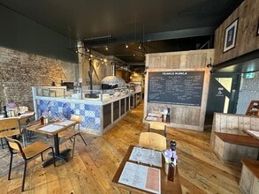 20 Atlantic Rd, London to rent Interior Photo- Image 1 of 7