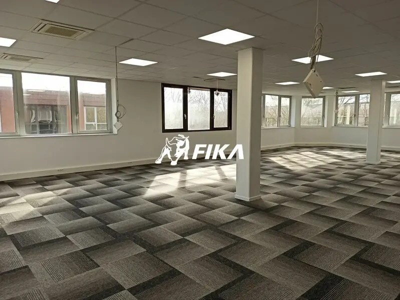 Office in Labège to rent Interior Photo- Image 1 of 4