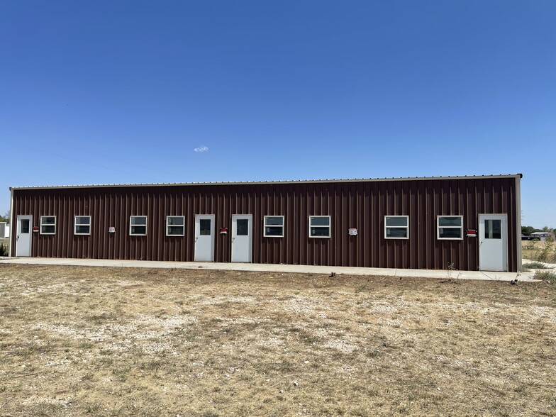 5517 East FM 40, Lubbock, TX for sale - Primary Photo - Image 1 of 1