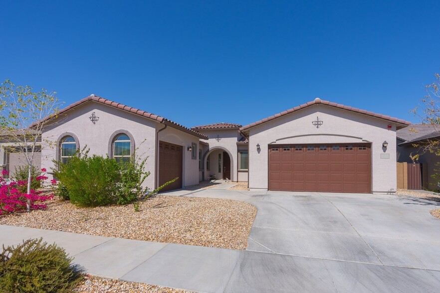 19000 W Assisted Living Lane, Surprise, AZ for sale - Primary Photo - Image 1 of 33