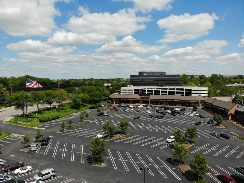 12340-12392 Olive Street Rd, Creve Coeur, MO for rent - Building Photo - Image 1 of 5