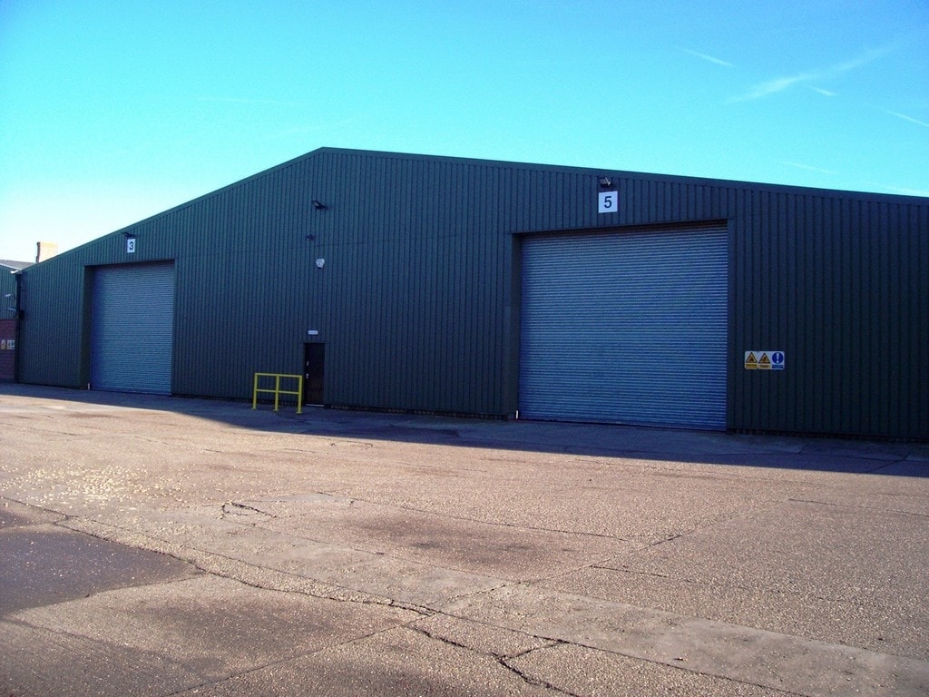 Top St, East Drayton to rent Primary Photo- Image 1 of 3