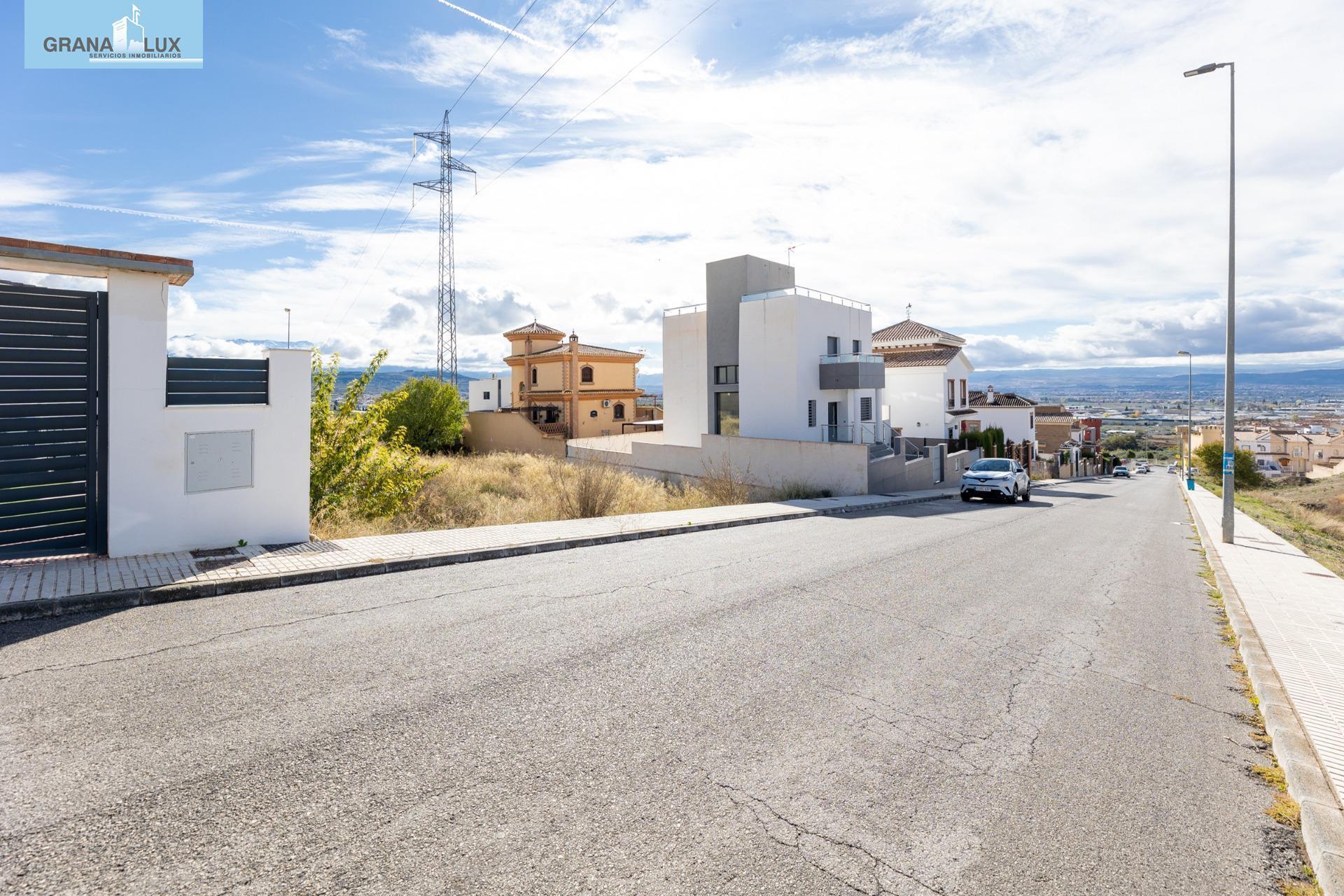 Avenida Cerro Alfonsico, 20, Peligros, Granada for sale Primary Photo- Image 1 of 19