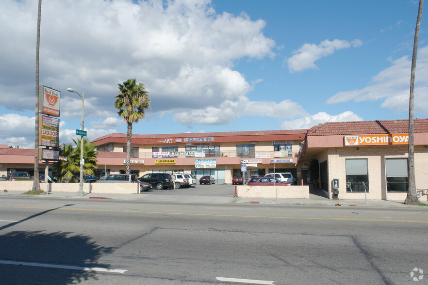 4317 W Sunset, Los Angeles, CA for rent - Primary Photo - Image 1 of 1