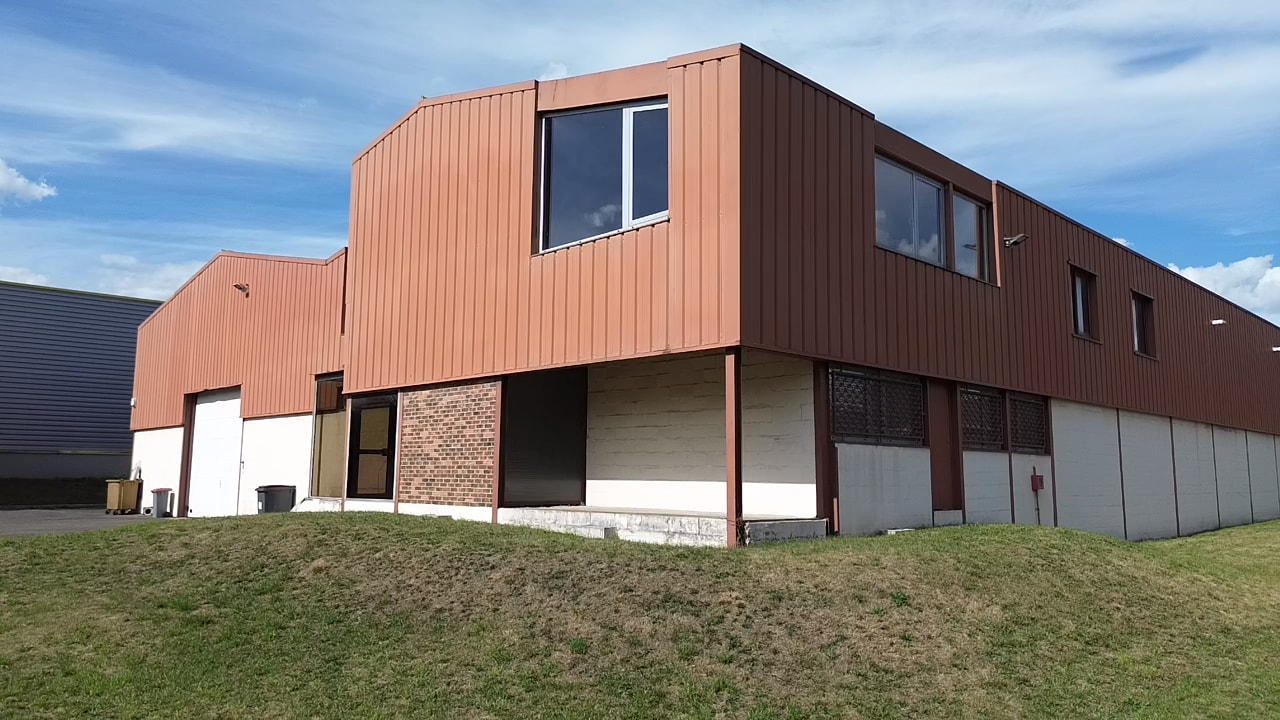 Light Industrial in Andilly to rent Building Photo- Image 1 of 5