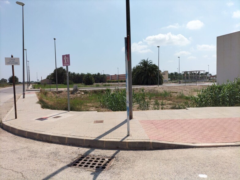 Land in Cox, Alicante for sale - Aerial - Image 2 of 4
