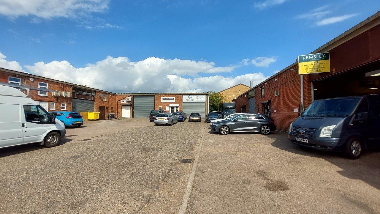 Hurricane Way, Wickford for sale Primary Photo- Image 1 of 1